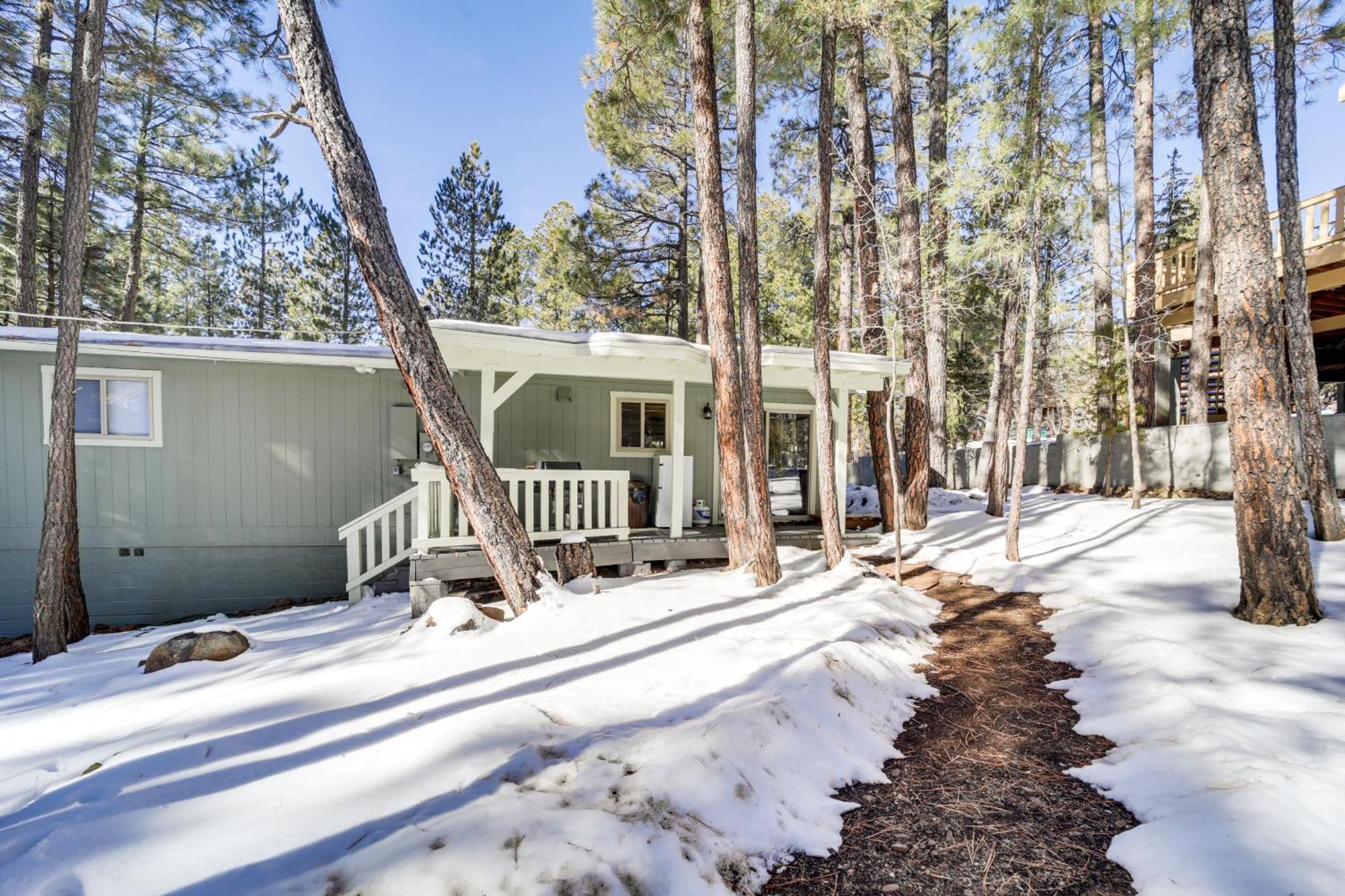 Modern Munds Park Retreat With Deck And Fire Pit! Villa Exteriör bild